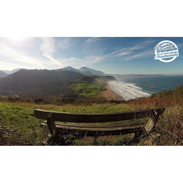 El mejor banco del mundo está en Ribadesella. ¨The best bench in the world¨ en Playa de Vega