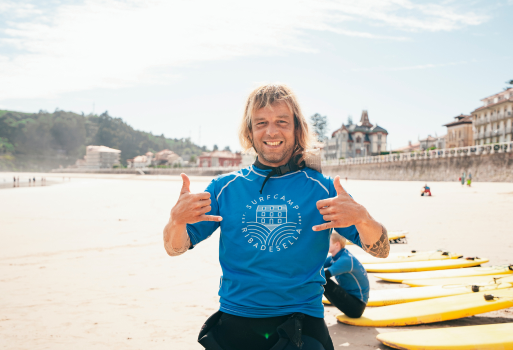 Nacho, monitor de surf